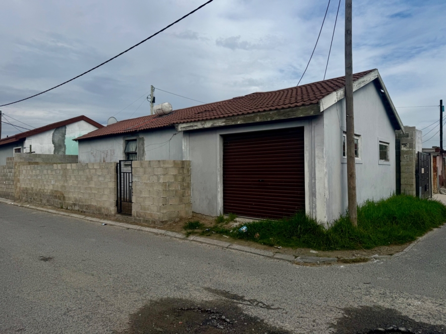 2 Bedroom Property for Sale in Mfuleni Western Cape